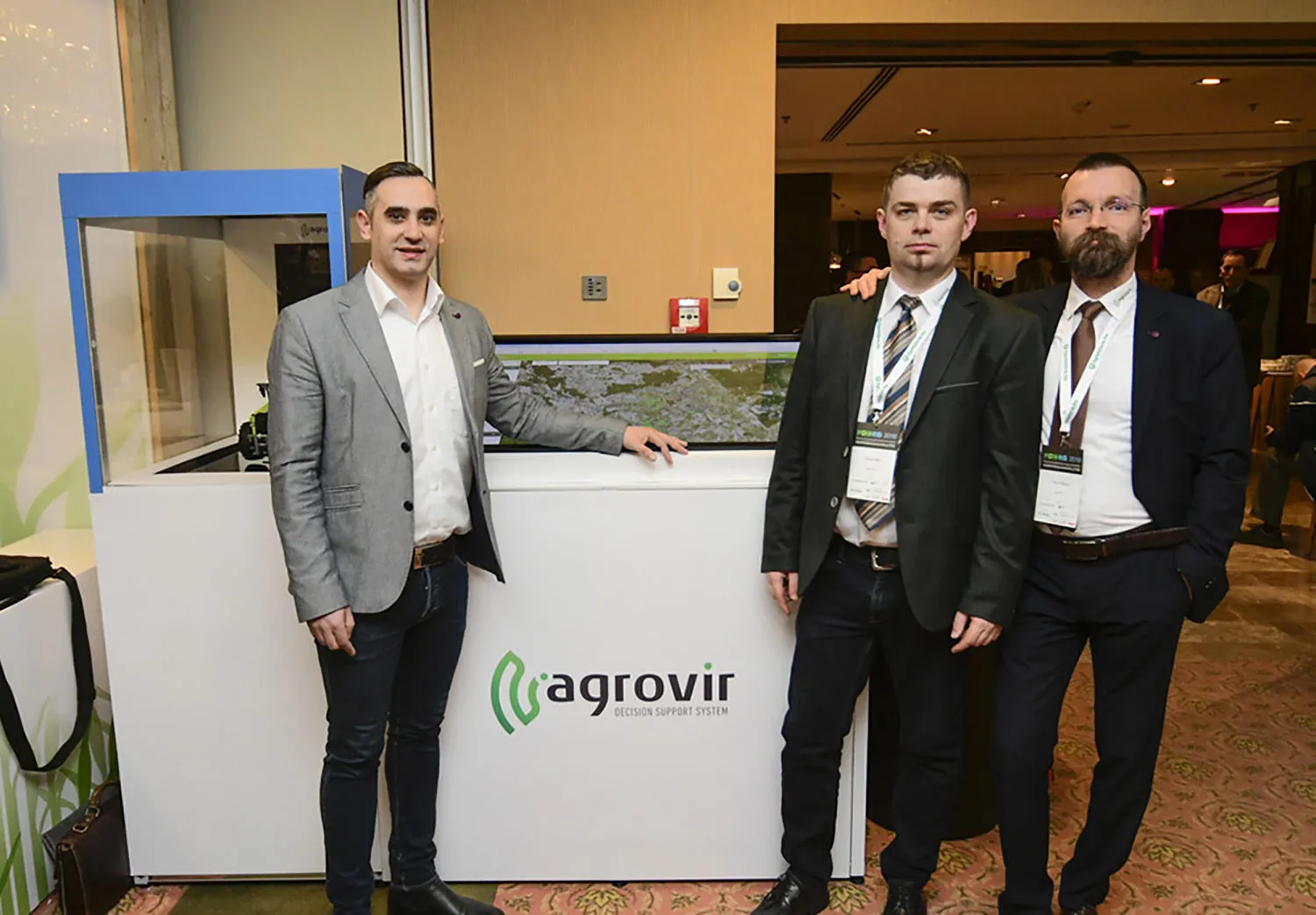 Az AgroVIR képviselői a cég standján a IV. PREGA konferencián
